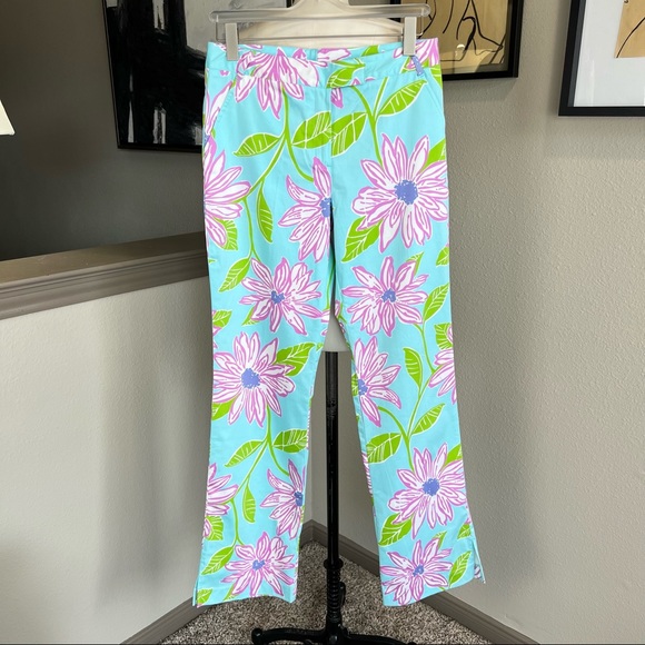 Lilly Pulitzer Pants - LILLY PULITZER bright floral vintage white label pants in To Paulie print